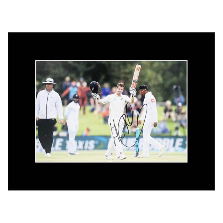 Signed Henry Nicholls Photo Display 16x12 - New Zealand Cricket Icon