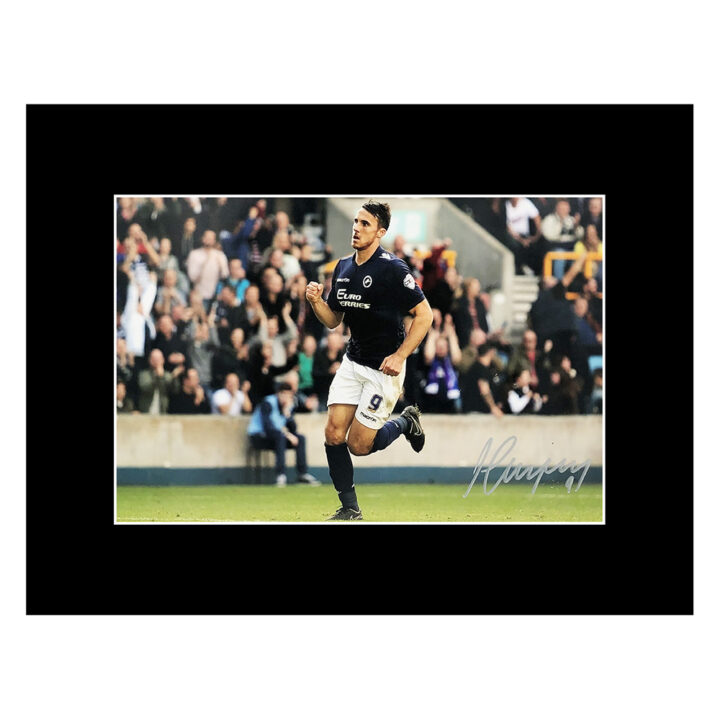 Signed Lee Gregory Photo Display - 16x12 Millwall FC Icon