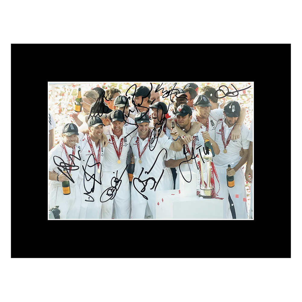 Signed England Cricket Photo Display 16x12 - Ashes Winners 2009 +COA