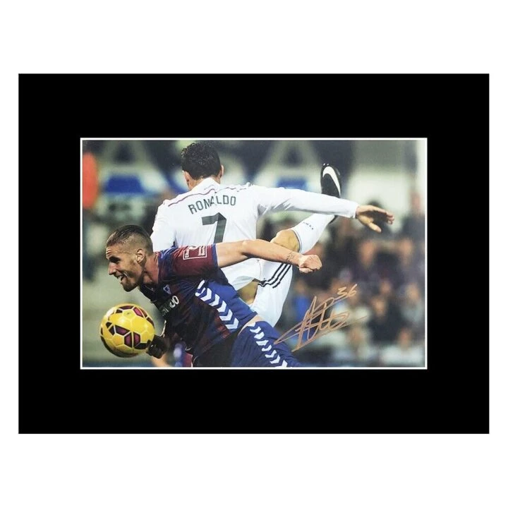 Signed Raul Albentosa Photo Display - SD Eibar Autograph