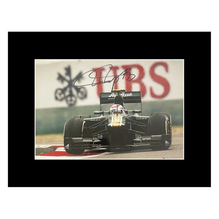 Signed Vitaly Petrov Photo Display - 16x12 Formula 1 Icon