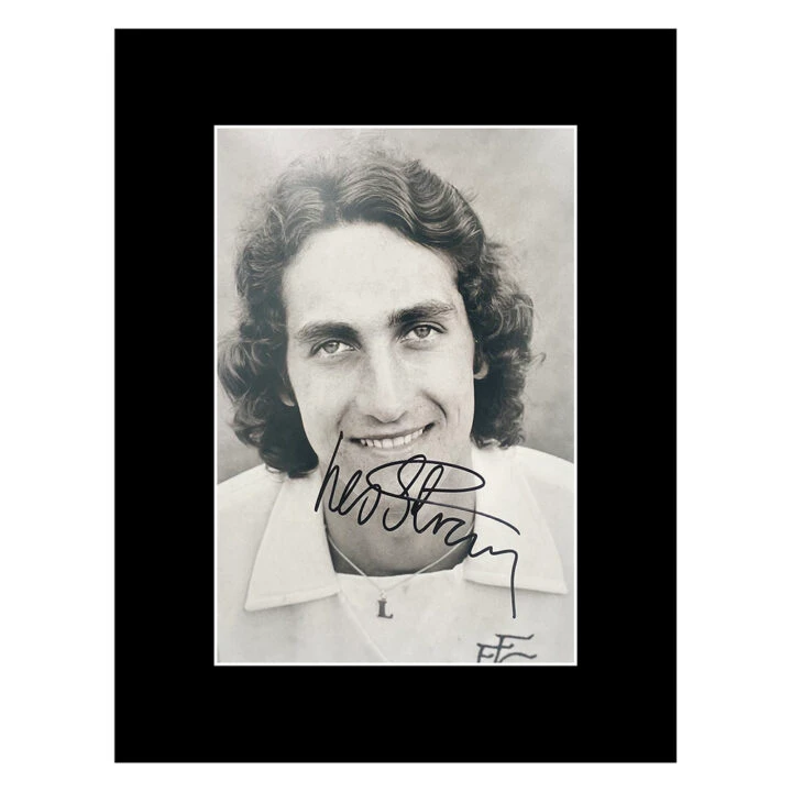 Autograph Les Strong Photo Display 16x12 - Fulham Icon