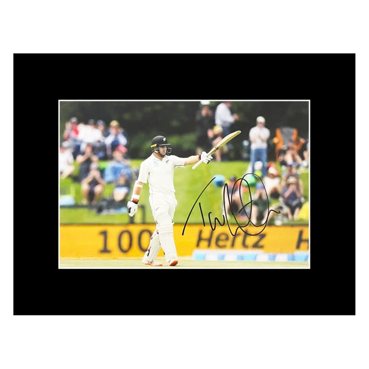Autograph Tom Latham Photo Display 16x12 - New Zealand Cricket Icon