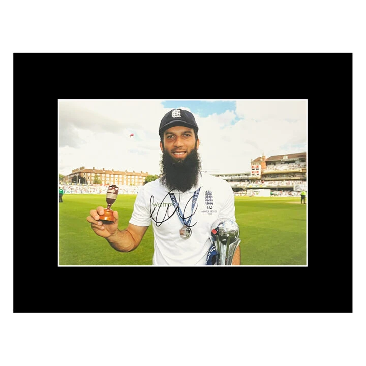 Moeen Ali Autograph Photo Display 16x12 - Ashes Winner 2015