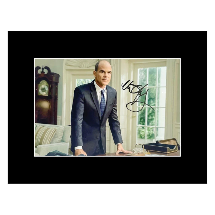 Signed Michael Kelly Photo Display - 16x12 House Of Cards Icon