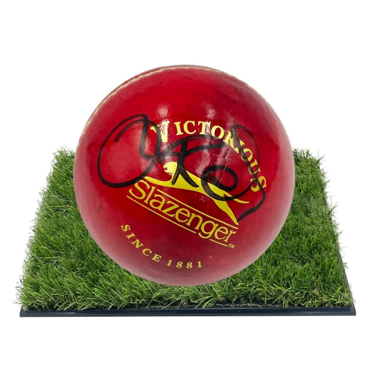 Ollie Robinson Signed Framed Ball - England Cricket Icon