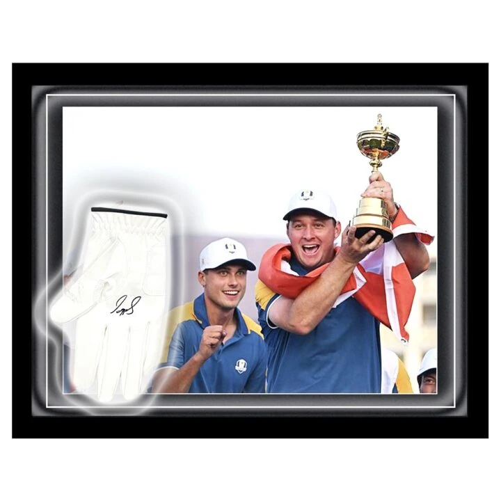 Signed Sepp Straka Glove Framed Dome - Ryder Cup Winner 2023